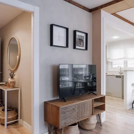 Nava - 3 Bedrooms In Sant Gervasi Lejlighed
