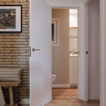 Nava - 3 Bedrooms In Sant Gervasi Lejlighed *