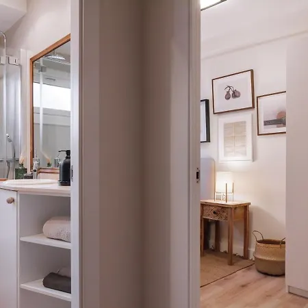 Nava - 3 Bedrooms In Sant Gervasi *